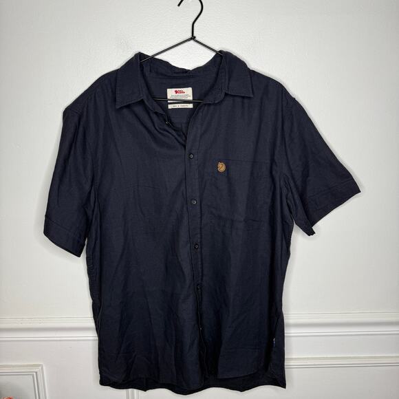 Fjallraven Ovik Travel Shirt Navy Blue Hemp Mens Large Short Sleeve Button Down - Picture 1 of 6